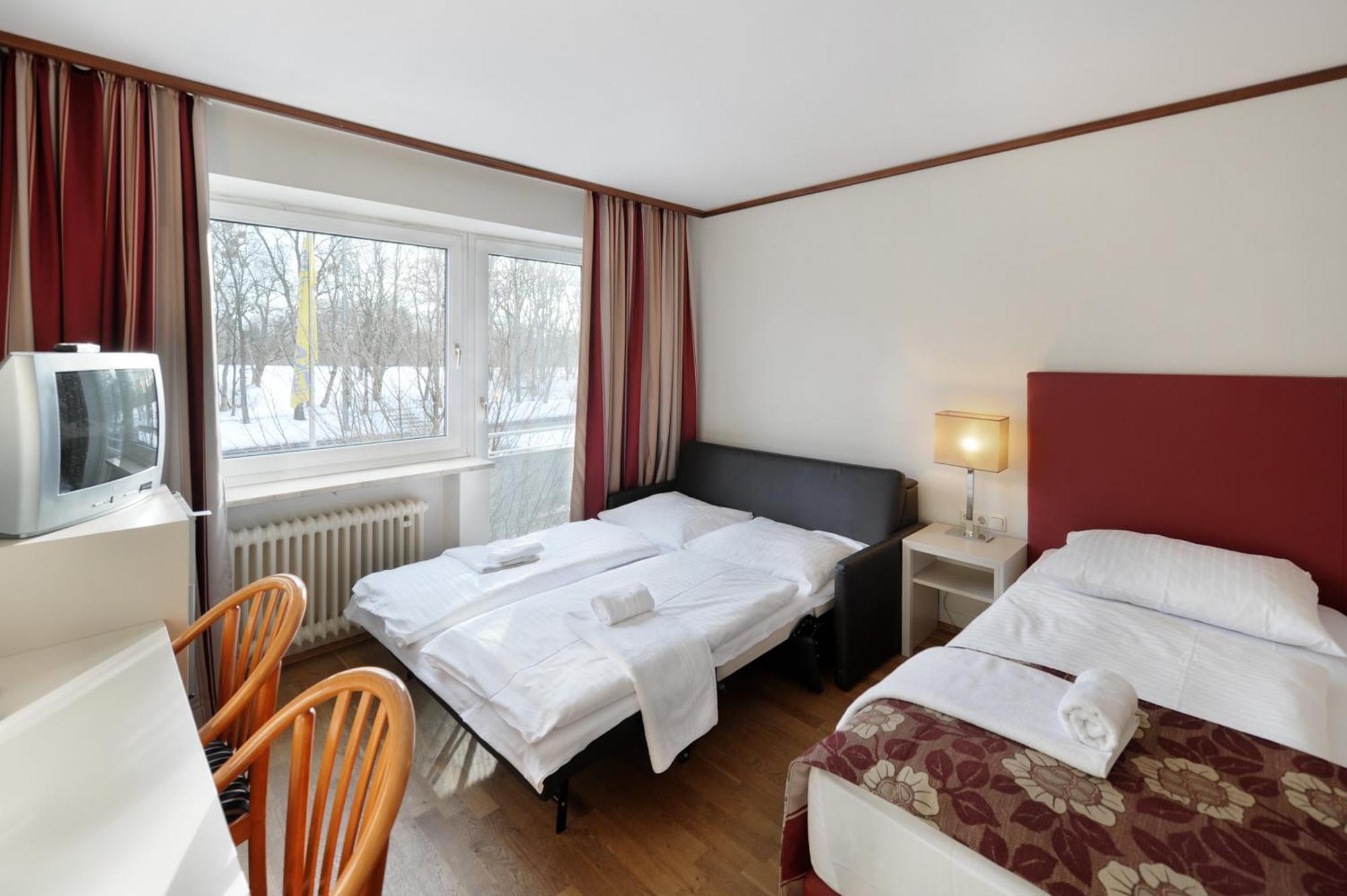 Ambassador Parkhotel München