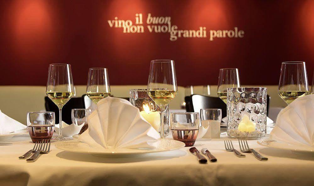 Hotel Ambassador Parkhotel 3*