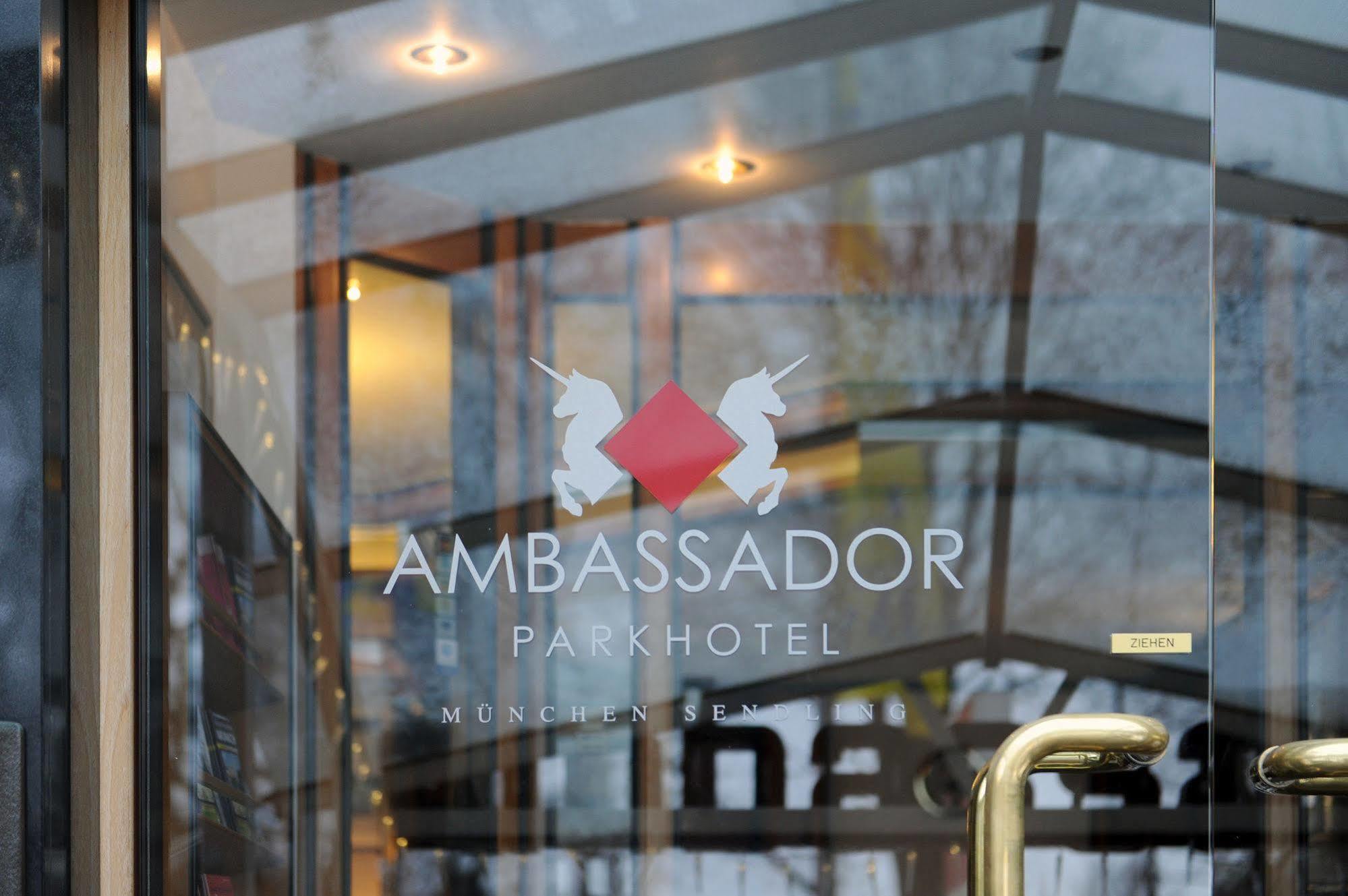 Ambassador Parkhotel 3* München