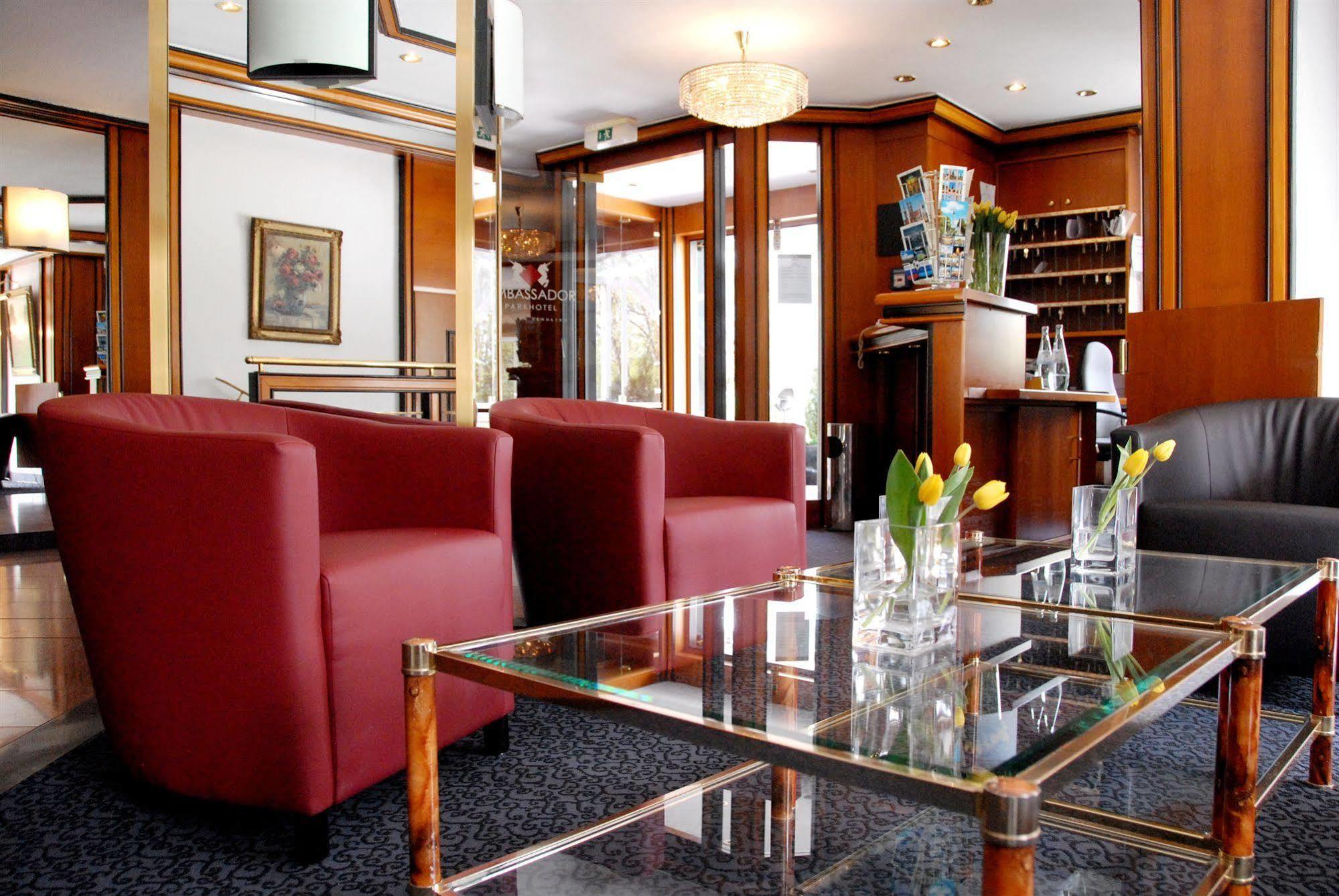 Ambassador Parkhotel 3* München