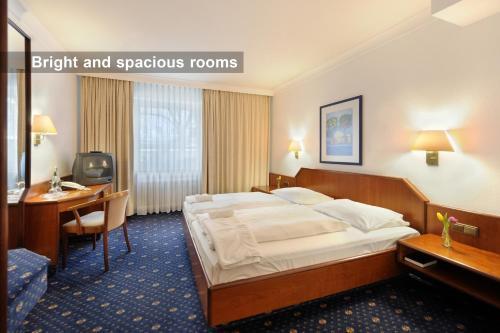 Ambassador Parkhotel Hotel 3*